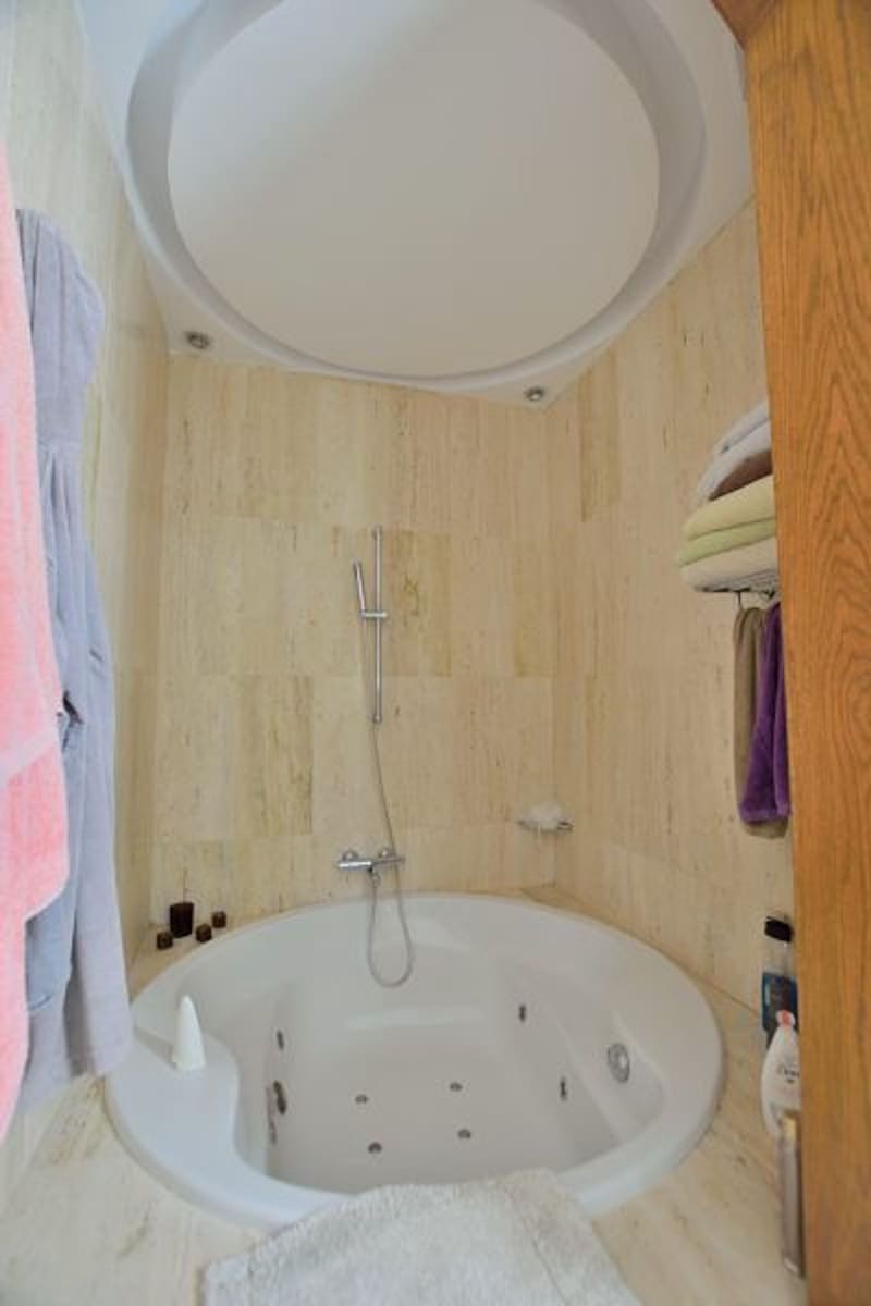 4 bedroom Townhouse for sale in Ronda with pool garage - € 750,000 (Ref: 5452968)