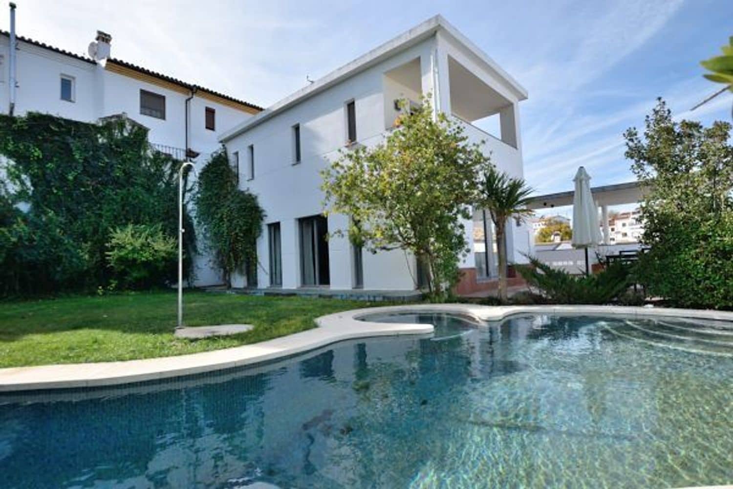 5 bedroom Villa for sale in Ronda with pool garage - € 799,000 (Ref: 5452997)