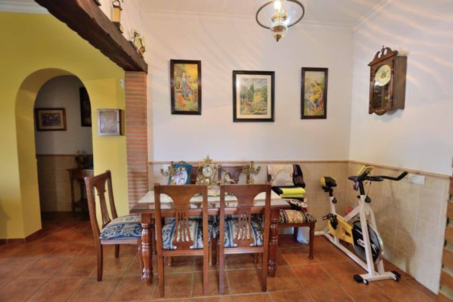 6 soveværelse Finca/Landehus til salg i Arriate med swimmingpool garage - € 550.000 (Ref: 5452999)