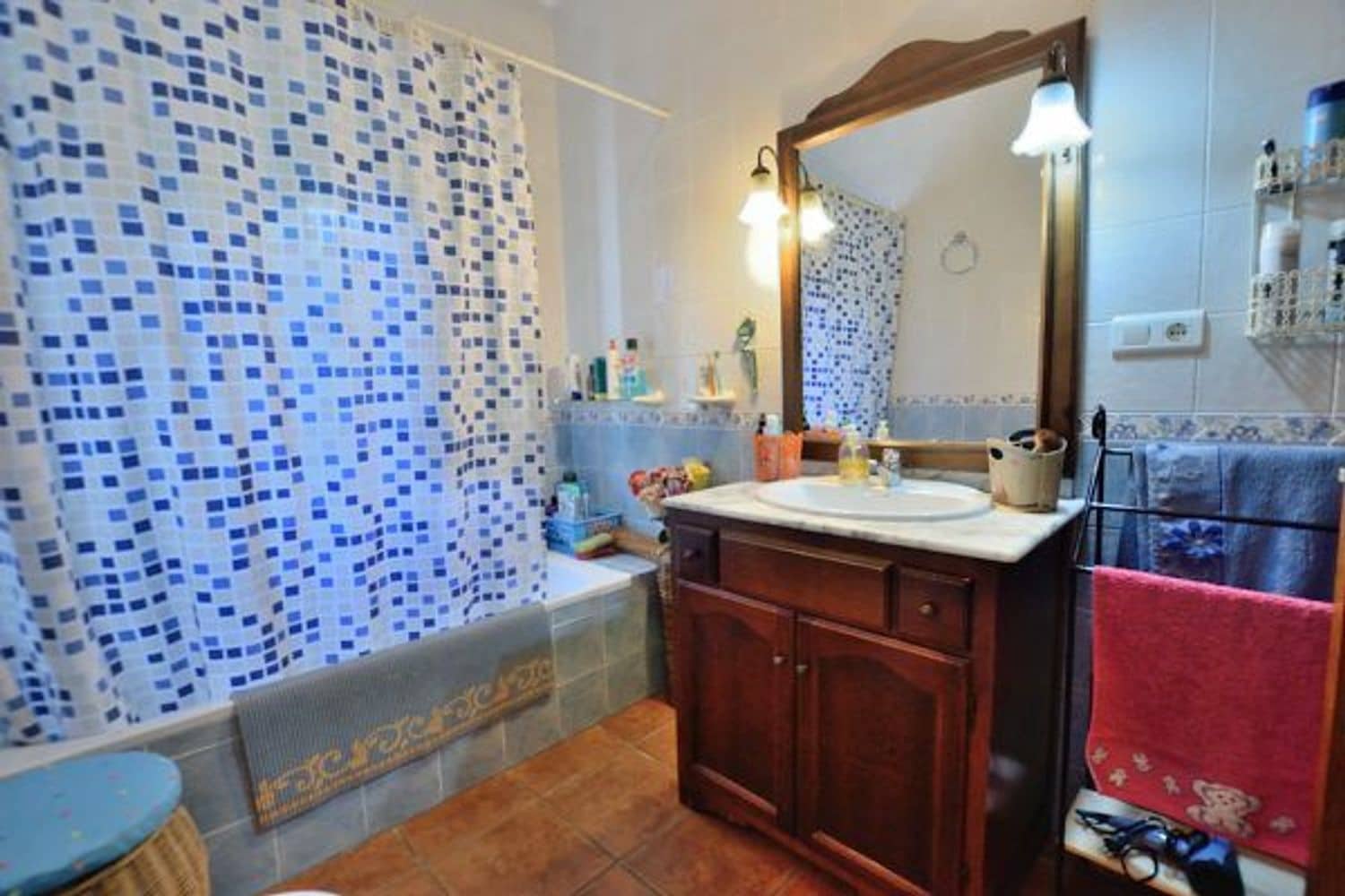 6 soveværelse Finca/Landehus til salg i Arriate med swimmingpool garage - € 550.000 (Ref: 5452999)