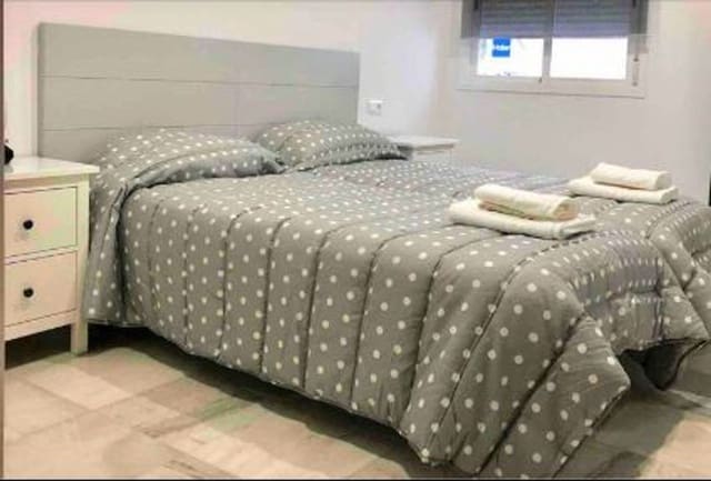 2 soveværelse Lejlighed til leje i Ronda med garage - € 600 (Ref: 6054854)