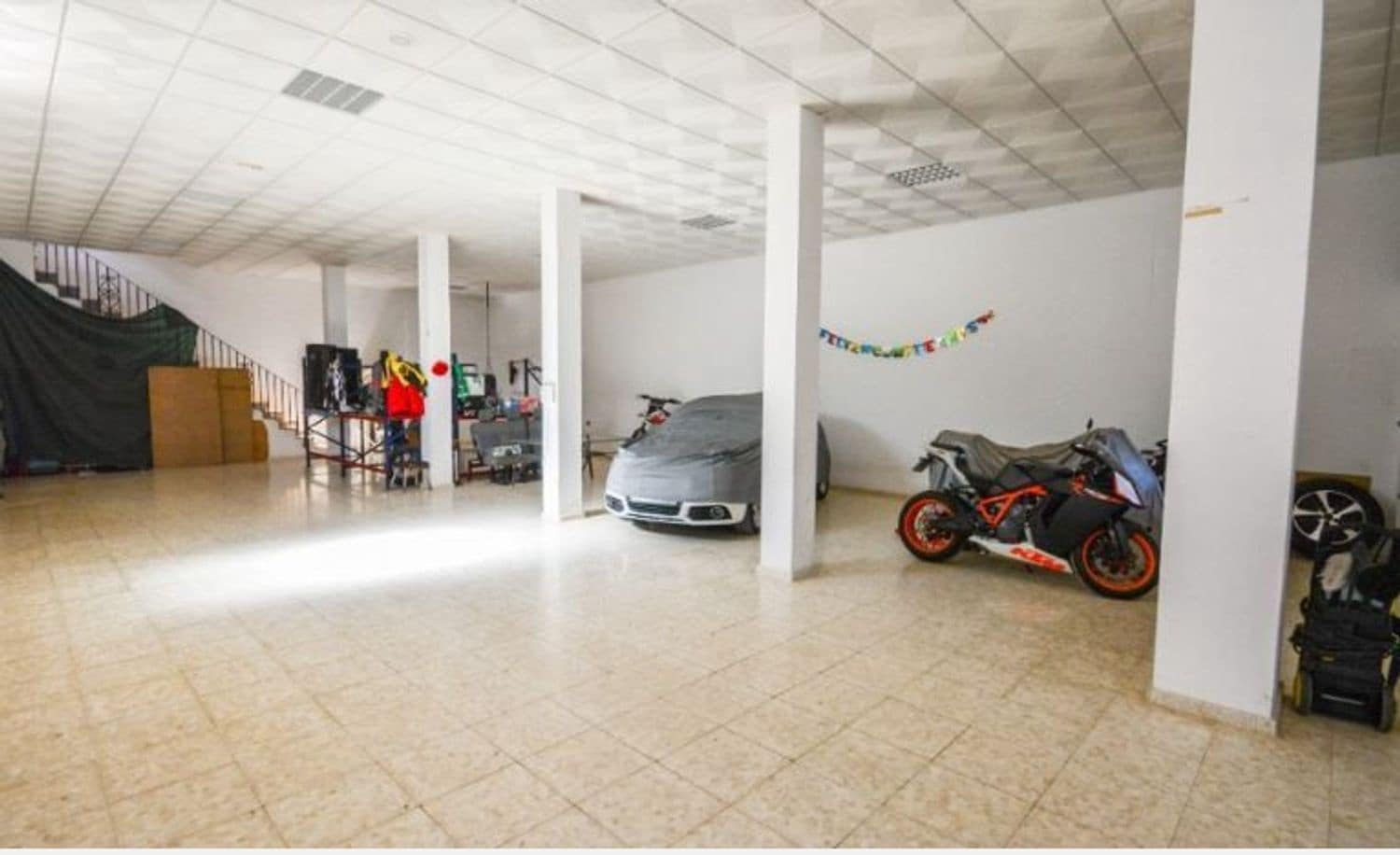 4 soveværelse Finca/Landehus til salg i Ronda med swimmingpool garage - € 692.000 (Ref: 7601238)