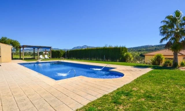 4 soverom Finca/Herregård til salgs i Ronda med svømmebasseng garasje - € 692 000 (Ref: 7601238)