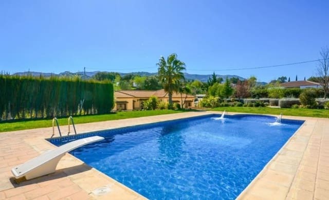 4 soverom Finca/Herregård til salgs i Ronda med svømmebasseng garasje - € 692 000 (Ref: 7601238)