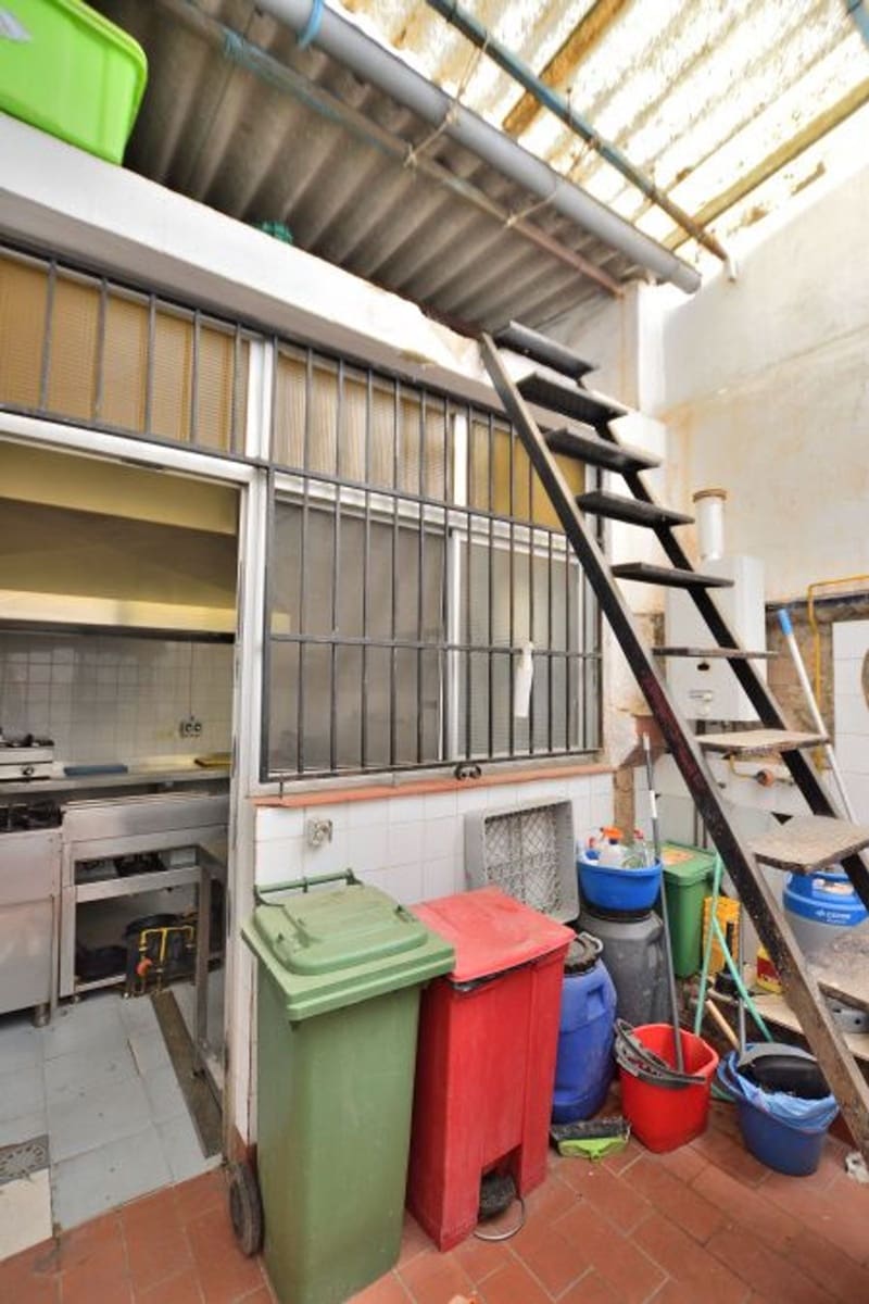 Erhverv til salg i Ronda - € 135.000 (Ref: 7858290)