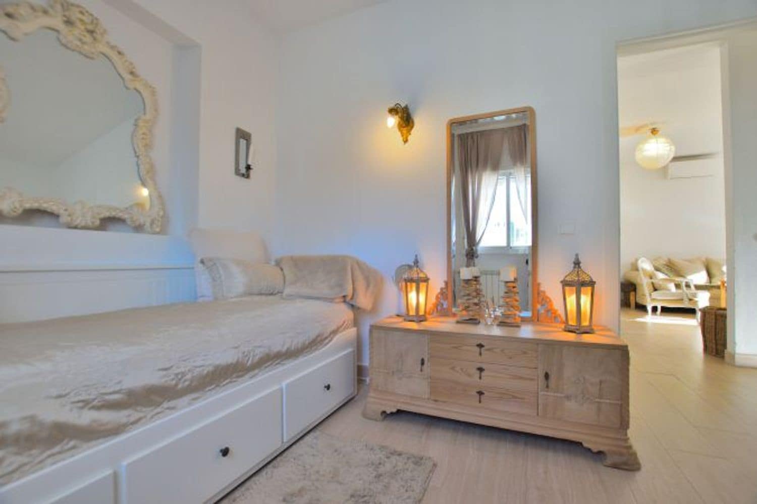 3 soverom Villa til salgs i Arriate med svømmebasseng garasje - € 398 000 (Ref: 8100407)