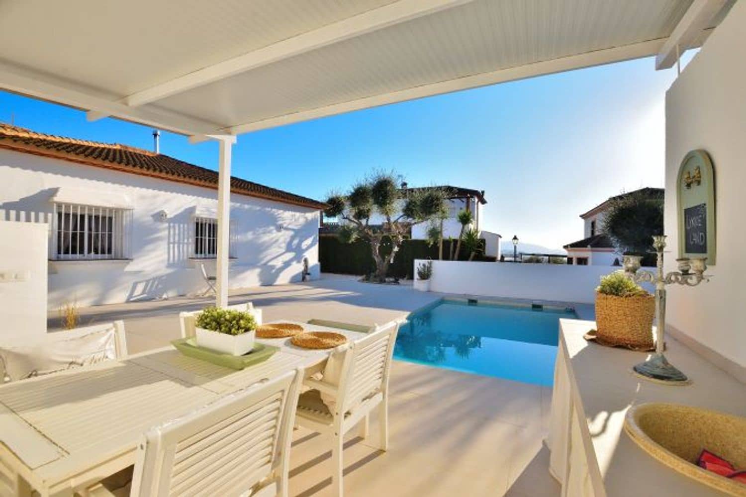 3 soverom Villa til salgs i Arriate med svømmebasseng garasje - € 398 000 (Ref: 8100407)