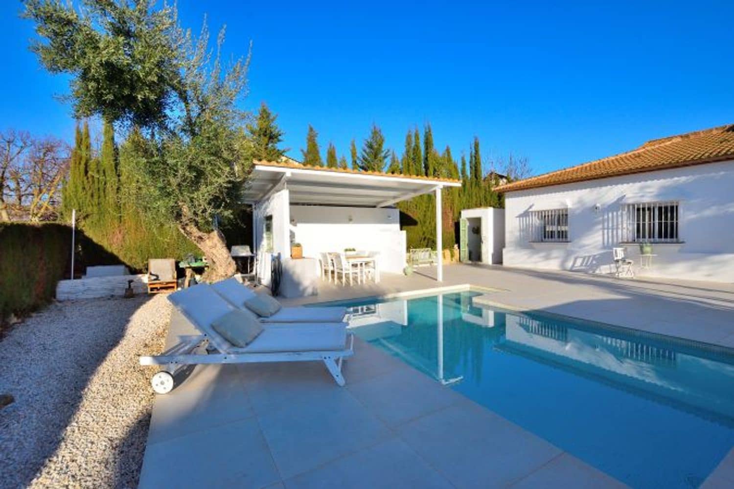 3 soverom Villa til salgs i Arriate med svømmebasseng garasje - € 398 000 (Ref: 8100407)