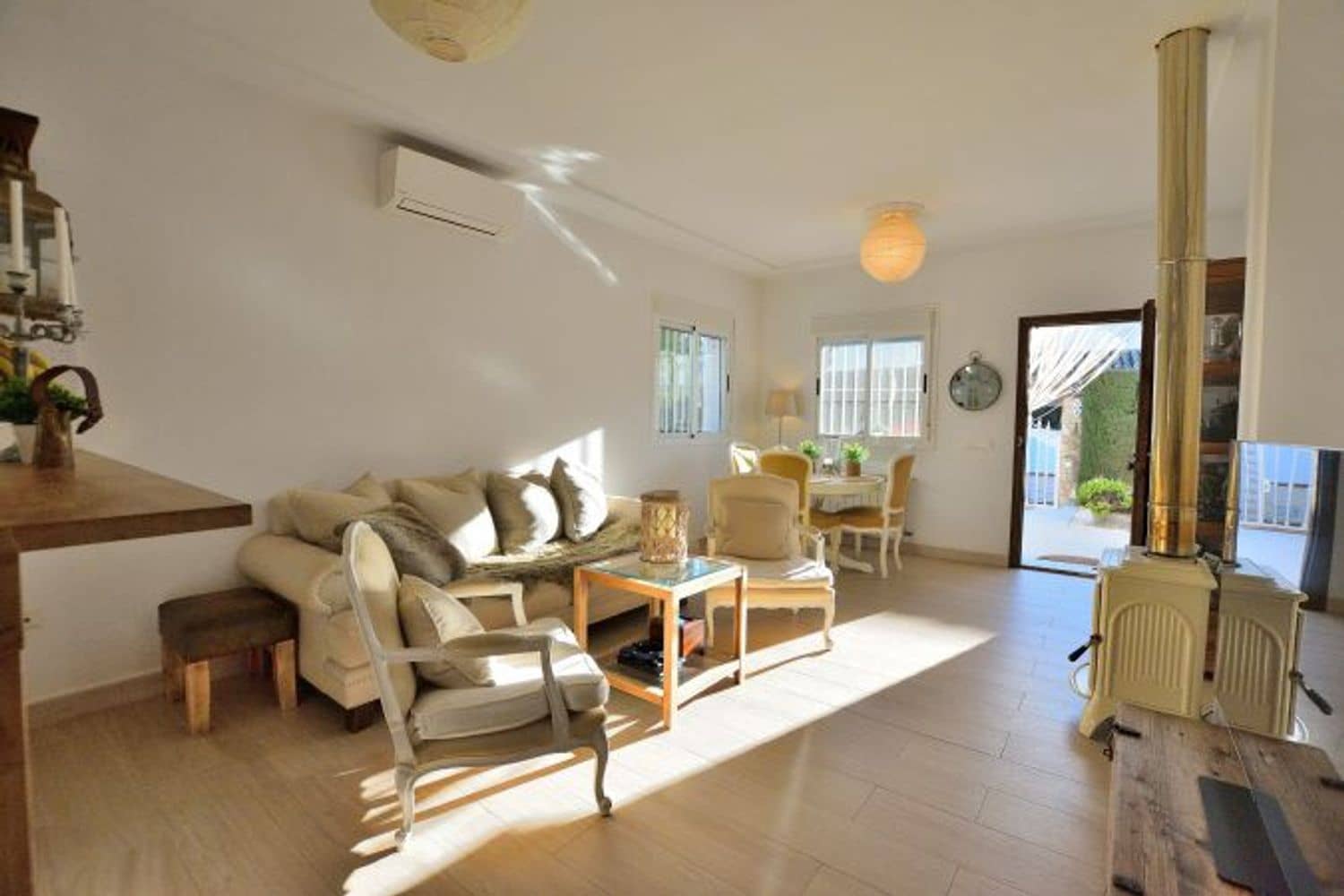 3 soverom Villa til salgs i Arriate med svømmebasseng garasje - € 398 000 (Ref: 8100407)