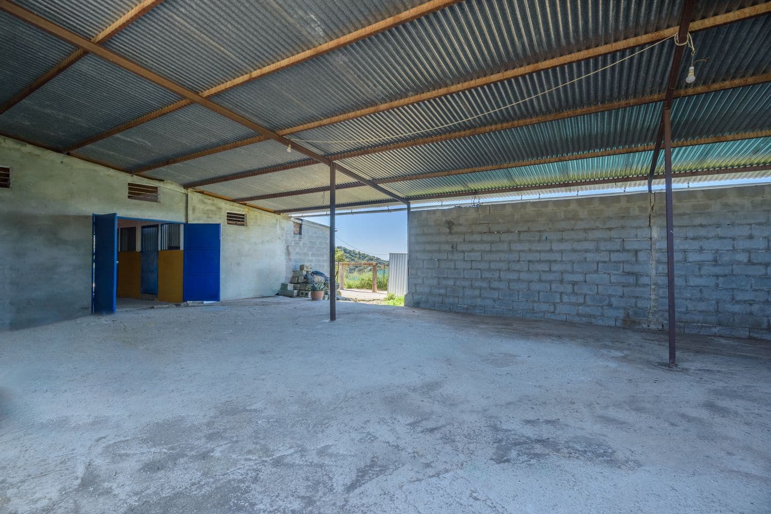 Grunde uden byggetilladelser til salg i Olvera - € 210.000 (Ref: 8246950)