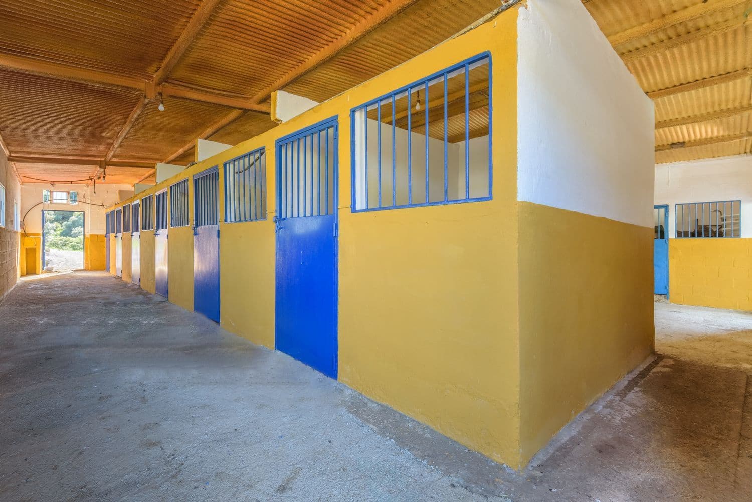 Grunde uden byggetilladelser til salg i Olvera - € 210.000 (Ref: 8246950)