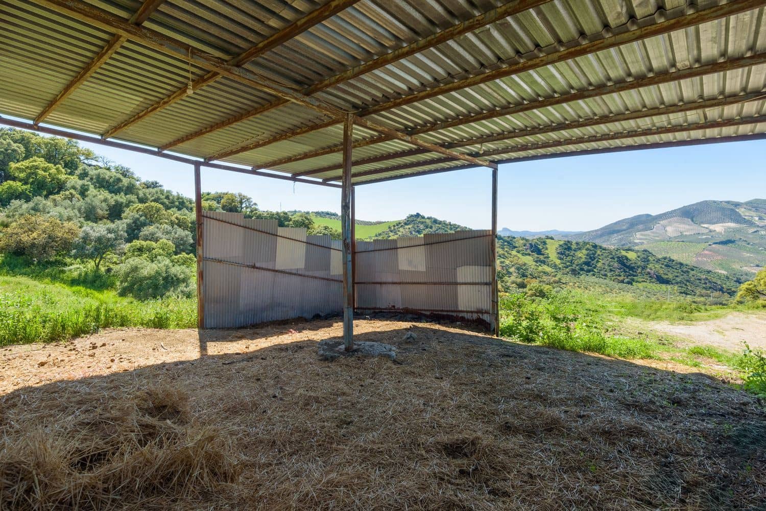 Grunde uden byggetilladelser til salg i Olvera - € 210.000 (Ref: 8246950)