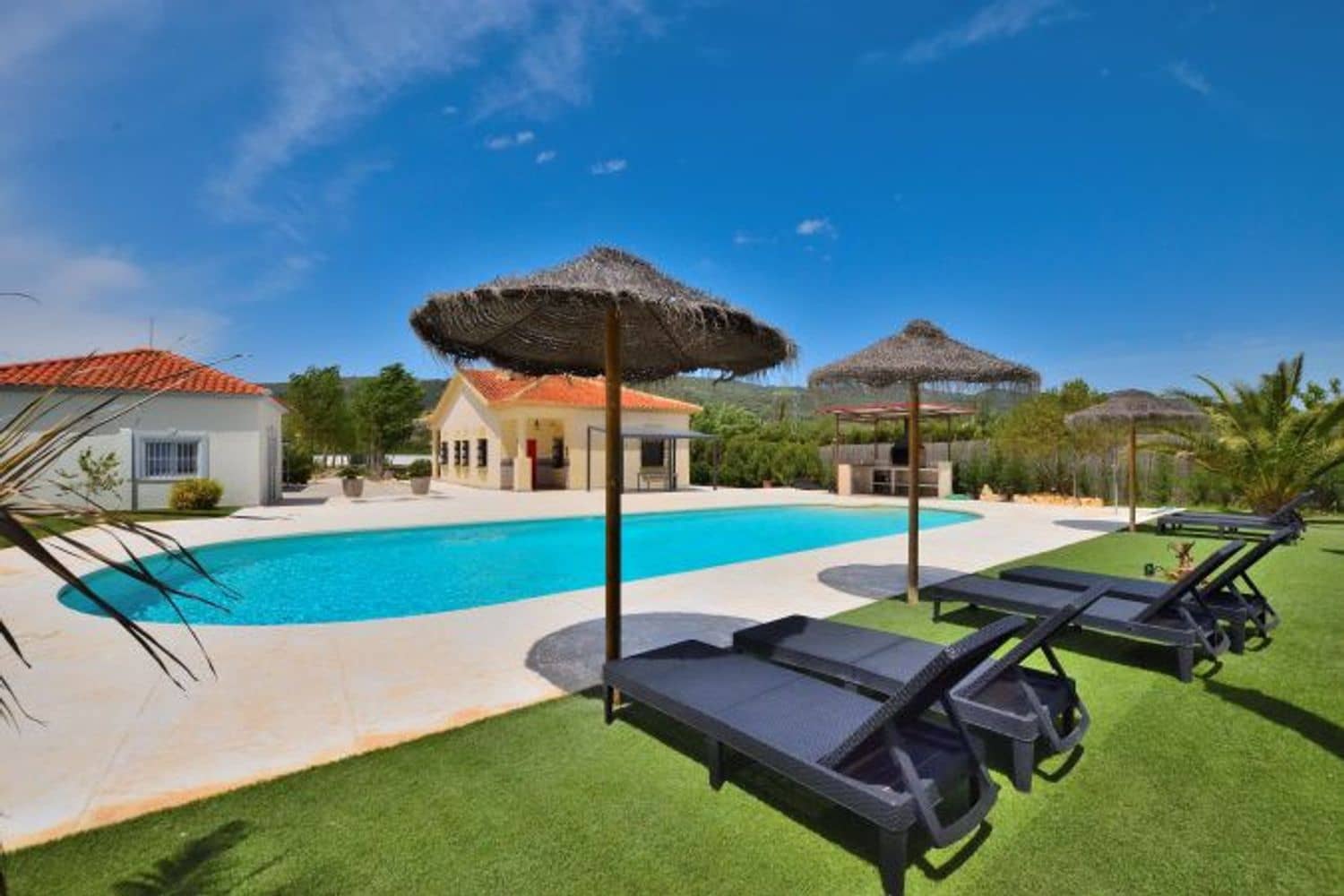 6 sypialnia Finka/Dom wiejski na sprzedaż w Ronda z basenem garażem - 549 000 € (Ref: 8384735)