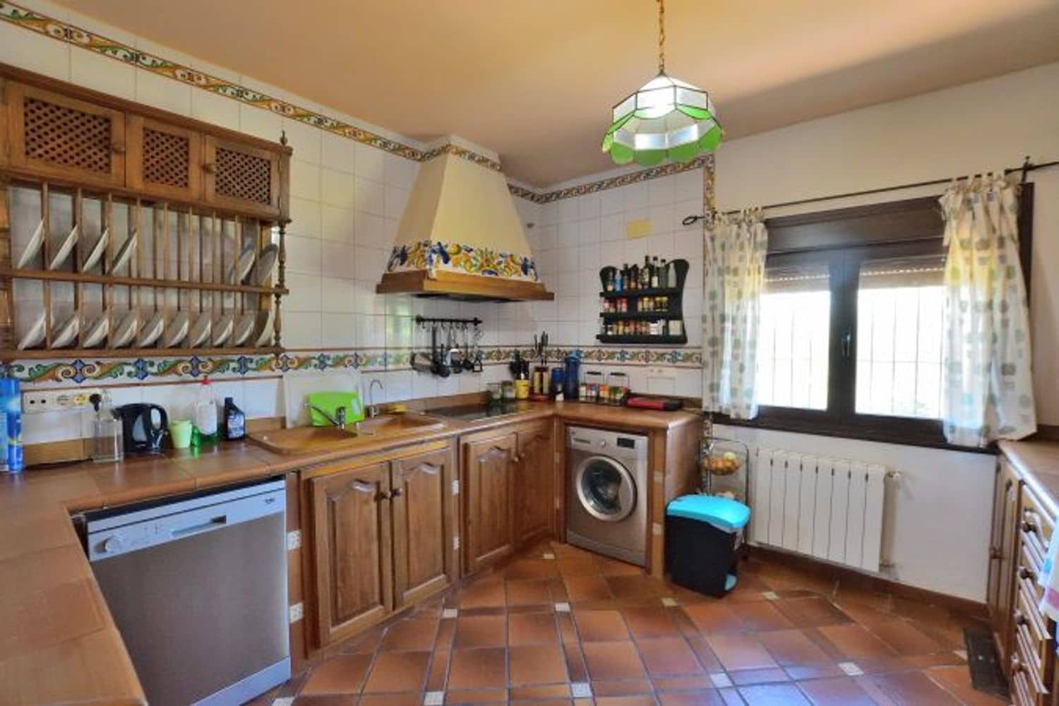 3 soveværelse Finca/Landehus til salg i Arriate med swimmingpool garage - € 480.000 (Ref: 8409055)