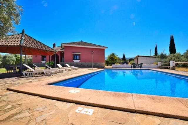3 soveværelse Finca/Landehus til salg i Arriate med swimmingpool garage - € 480.000 (Ref: 8409055)