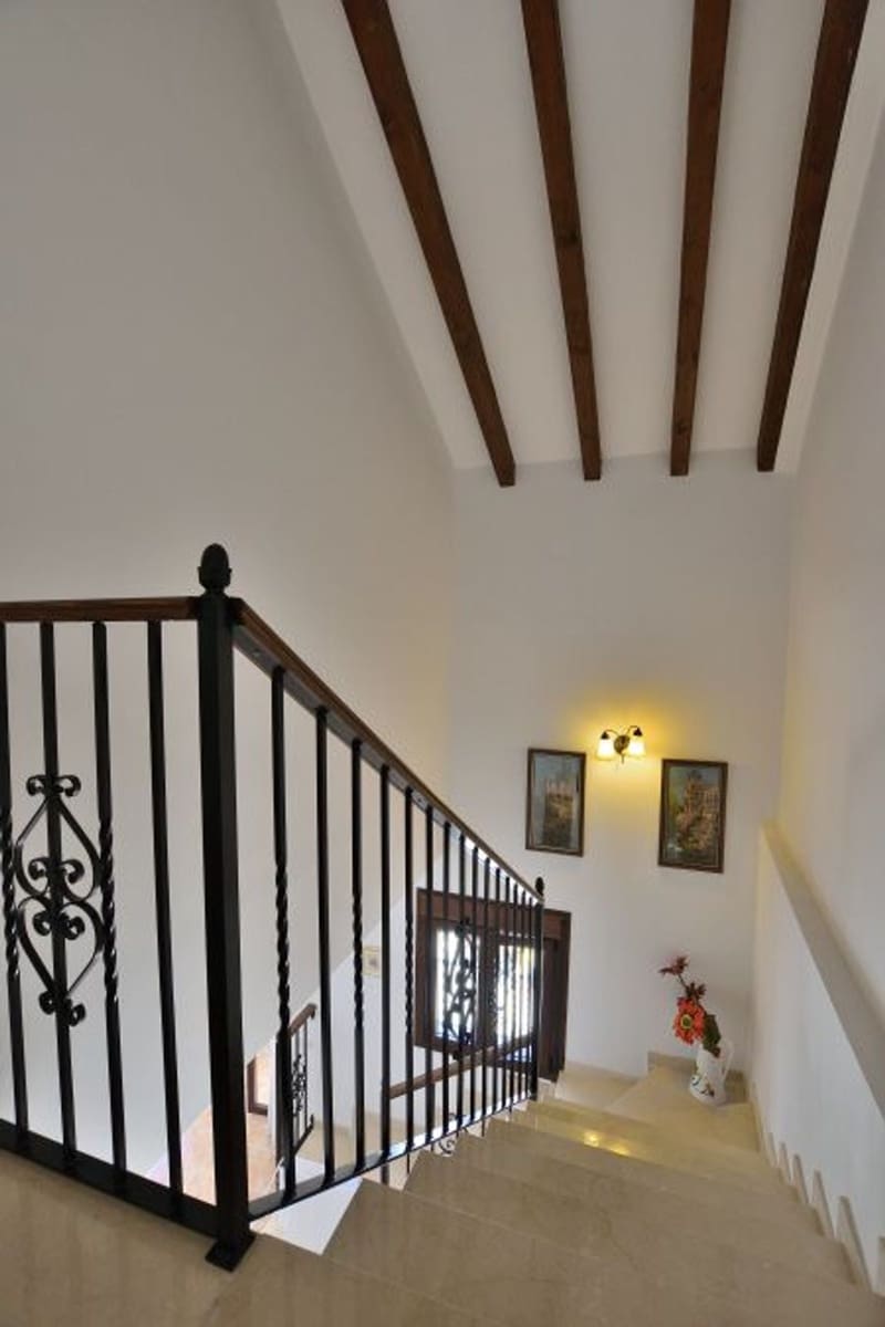 4 soverom Hus til salgs i Montejaque med garasje - € 200 000 (Ref: 8425838)