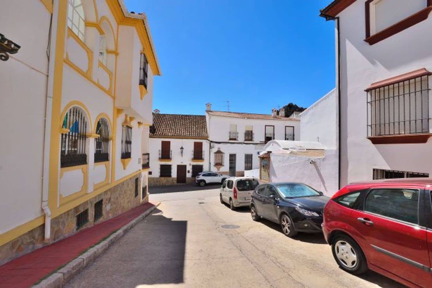 4 soverom Hus til salgs i Montejaque med garasje - € 200 000 (Ref: 8425838)