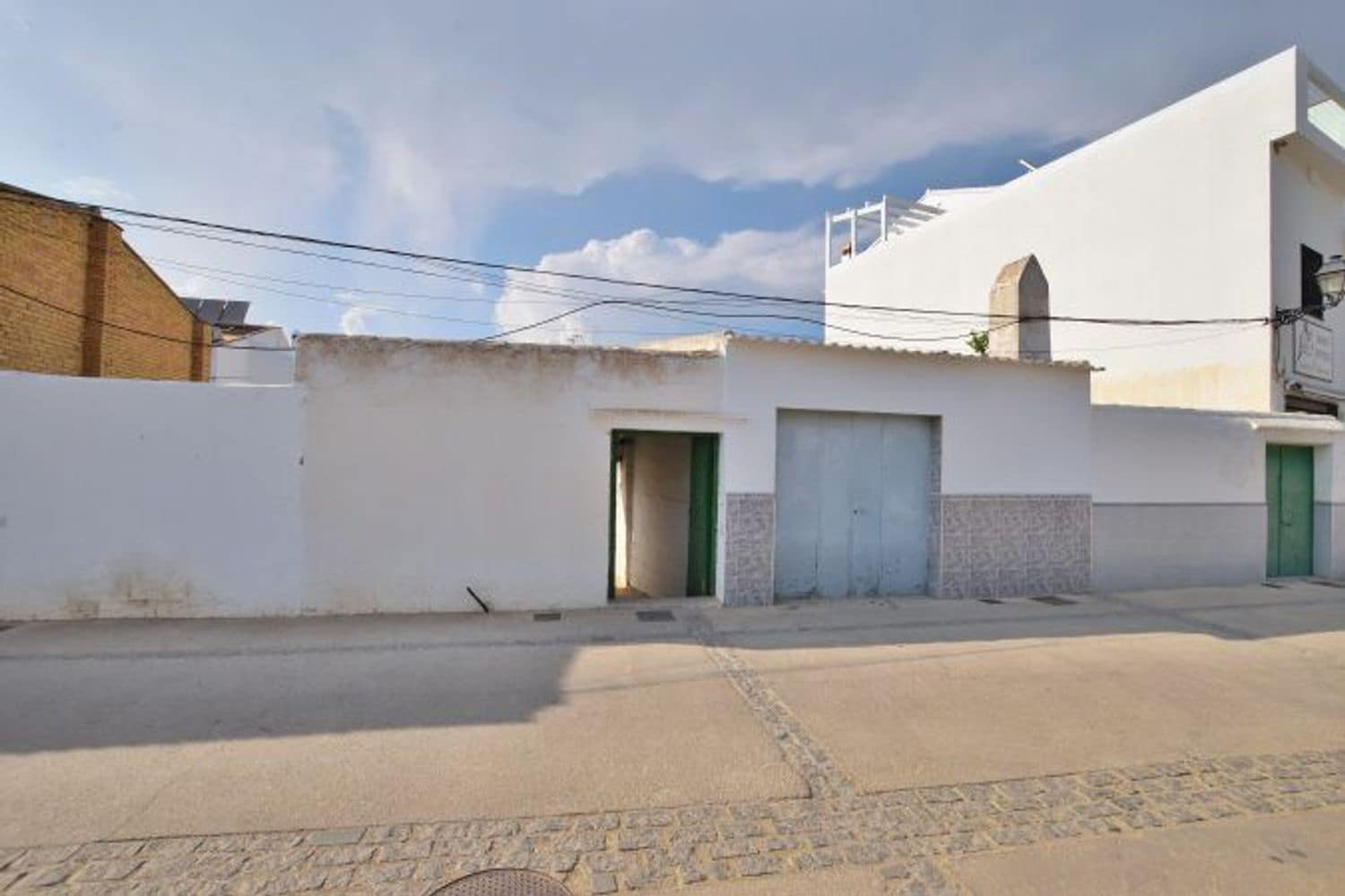 4 soveværelse Byhus til salg i Cuevas del Becerro med garage - € 54.000 (Ref: 8499734)