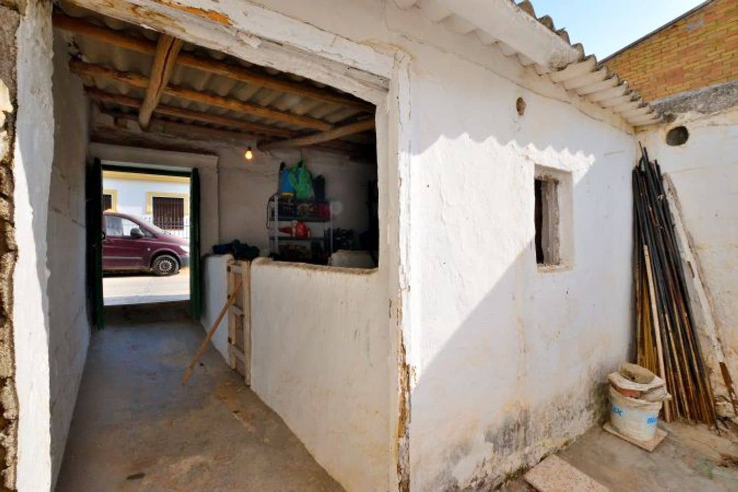 4 soveværelse Byhus til salg i Cuevas del Becerro med garage - € 54.000 (Ref: 8499734)