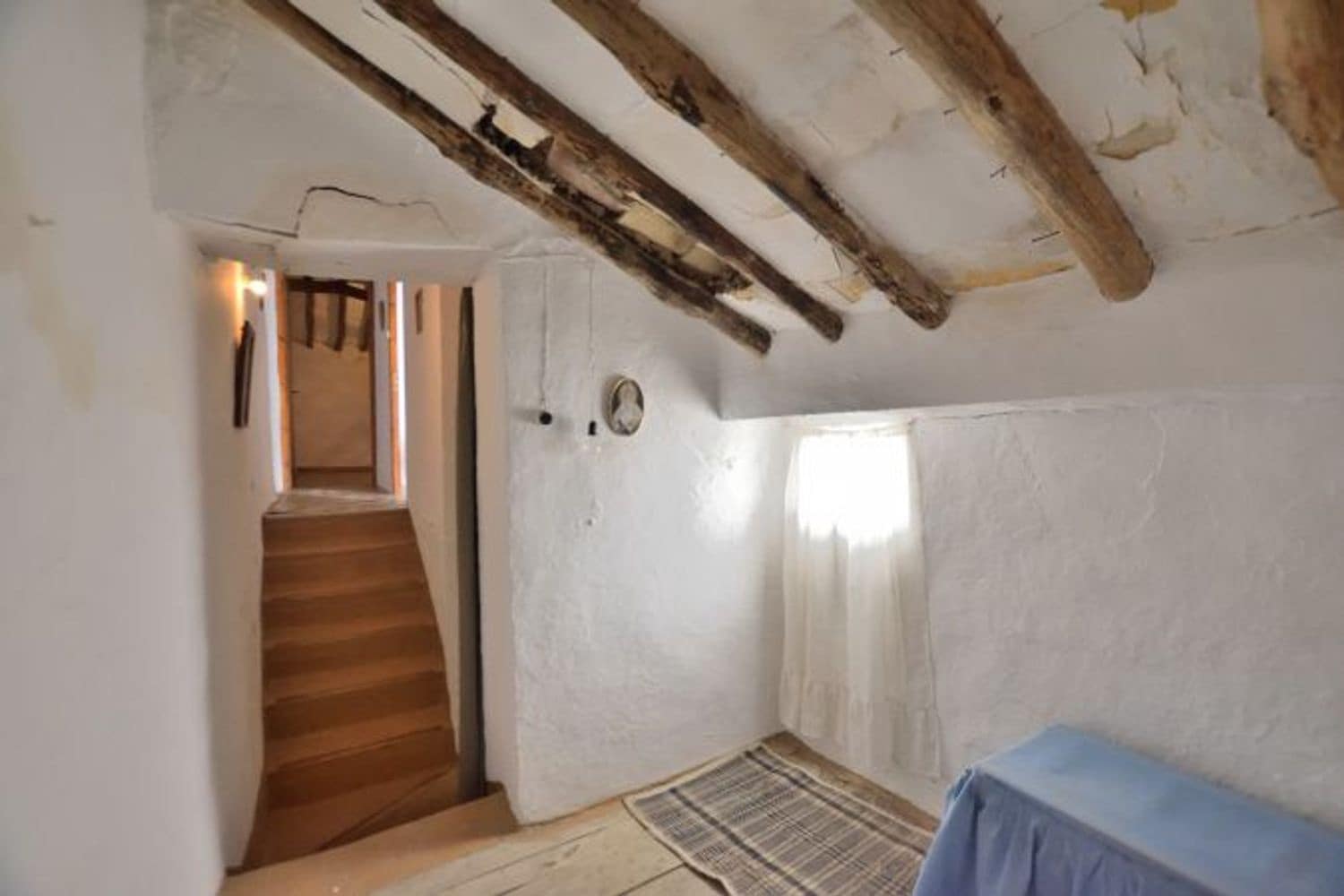 4 soveværelse Byhus til salg i Cuevas del Becerro med garage - € 54.000 (Ref: 8499734)