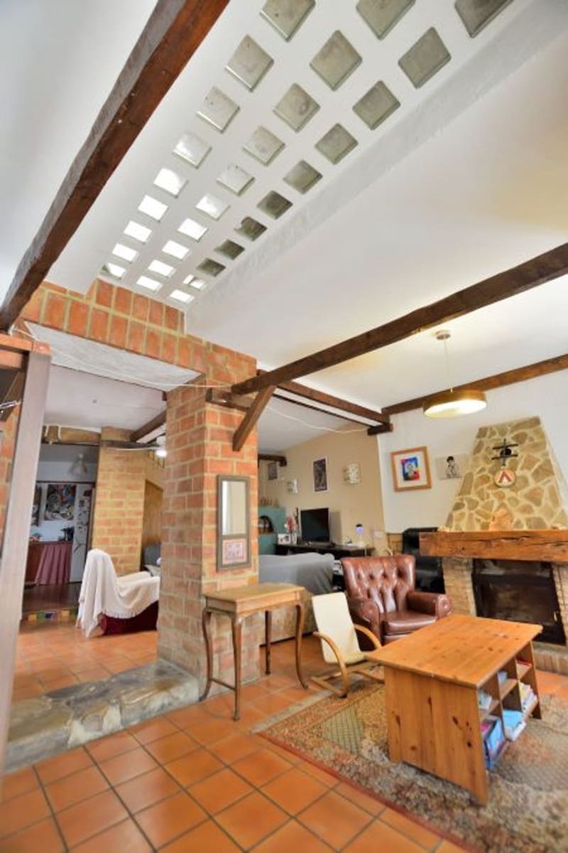 5 bedroom Townhouse for sale in Benaojan with garage - € 275,000 (Ref: 8531496)