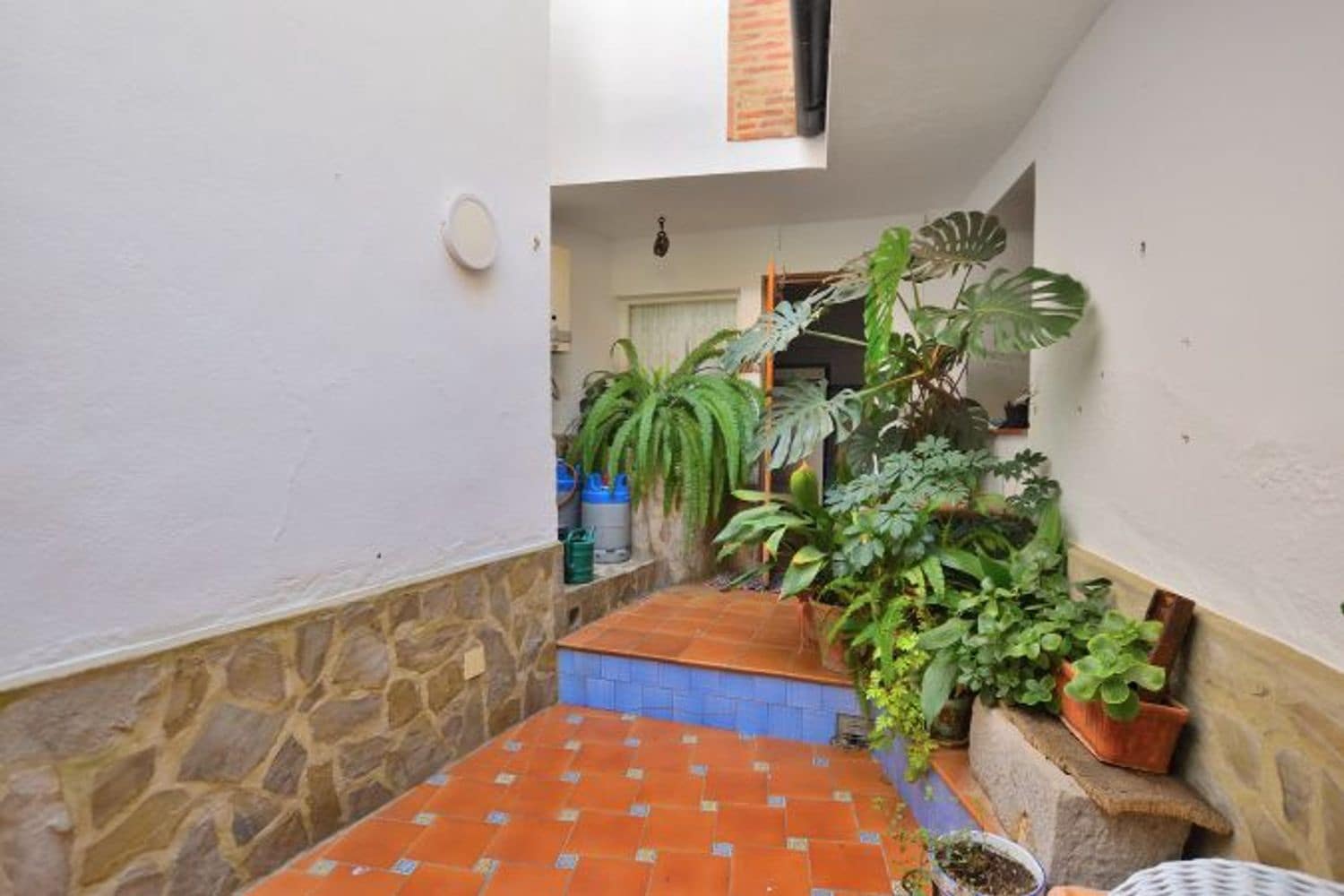 5 bedroom Townhouse for sale in Benaojan with garage - € 275,000 (Ref: 8531496)