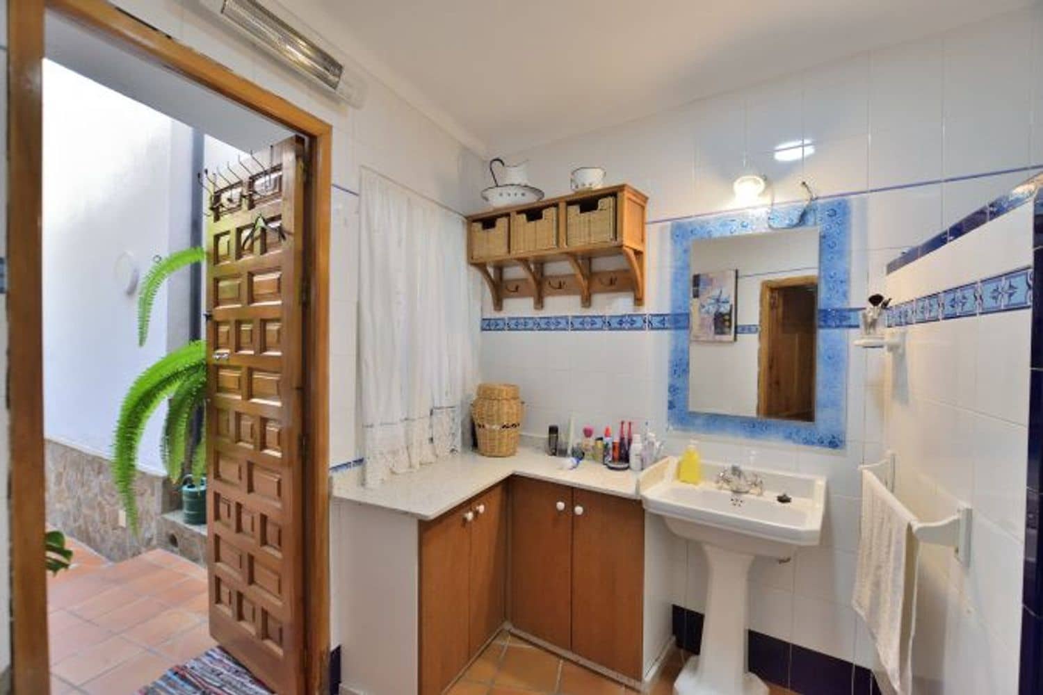 5 bedroom Townhouse for sale in Benaojan with garage - € 275,000 (Ref: 8531496)