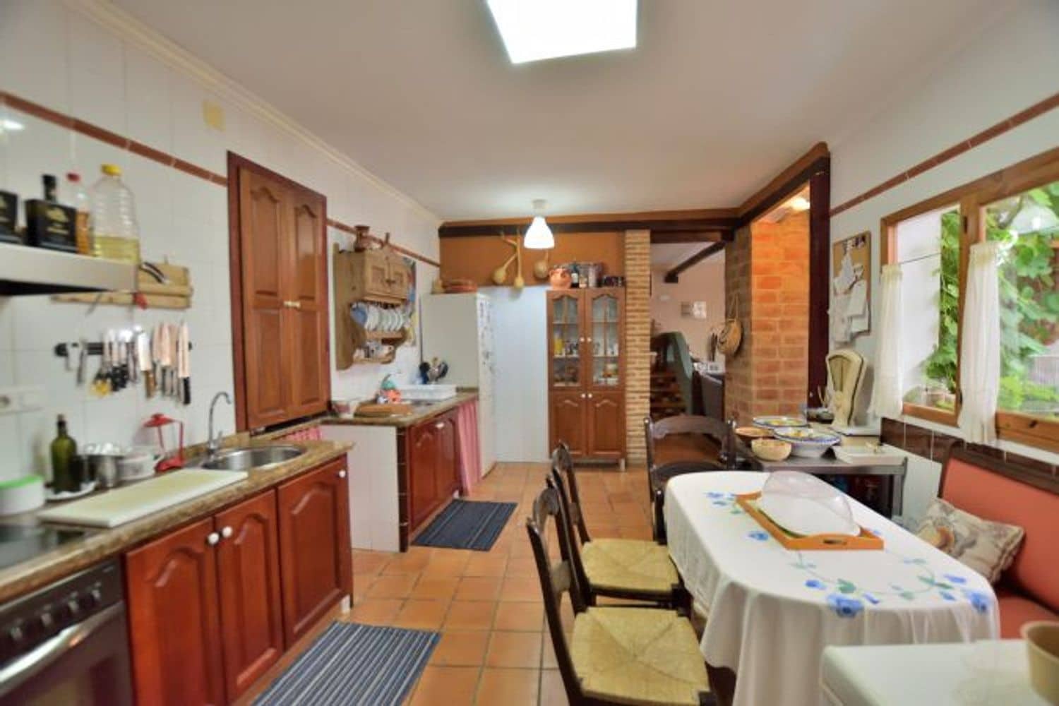 5 bedroom Townhouse for sale in Benaojan with garage - € 275,000 (Ref: 8531496)