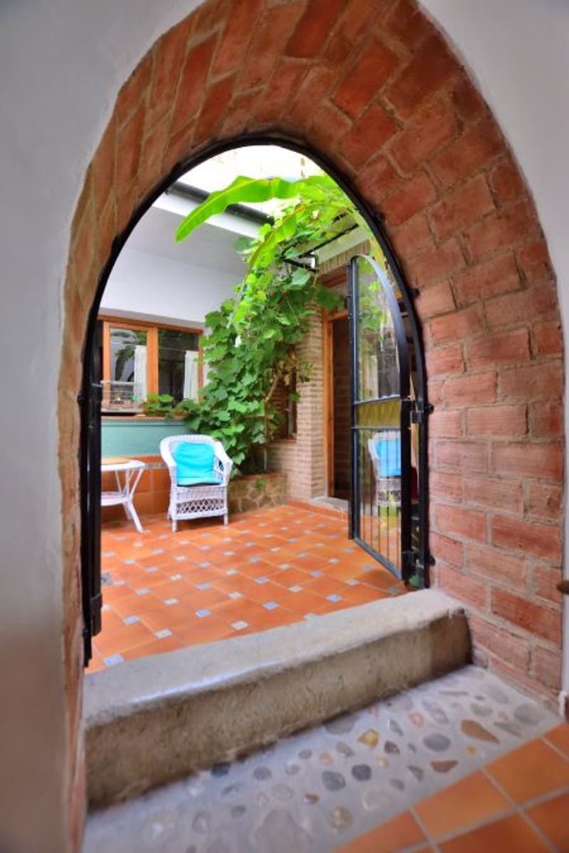 5 bedroom Townhouse for sale in Benaojan with garage - € 275,000 (Ref: 8531496)