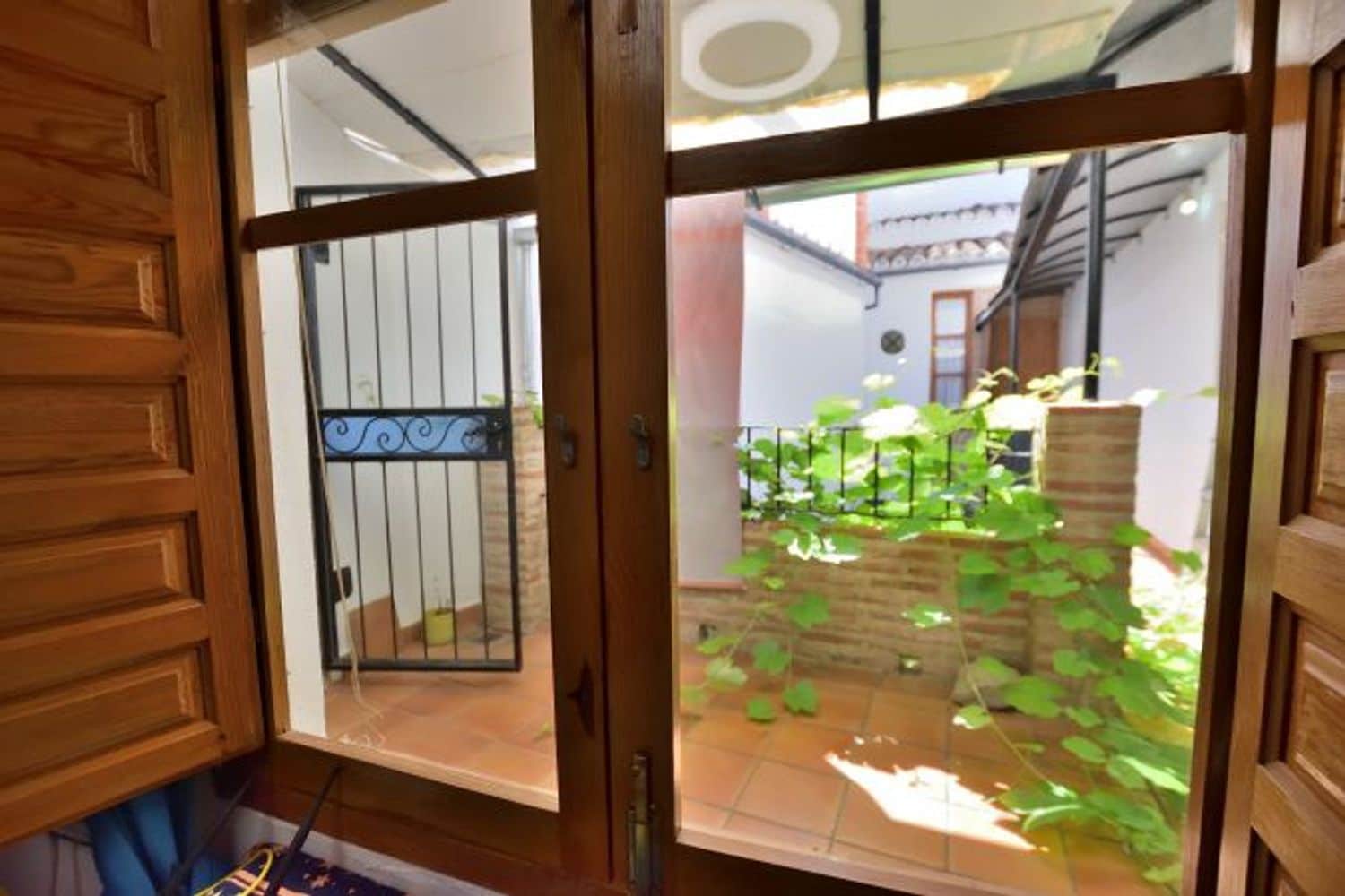 5 bedroom Townhouse for sale in Benaojan with garage - € 275,000 (Ref: 8531496)