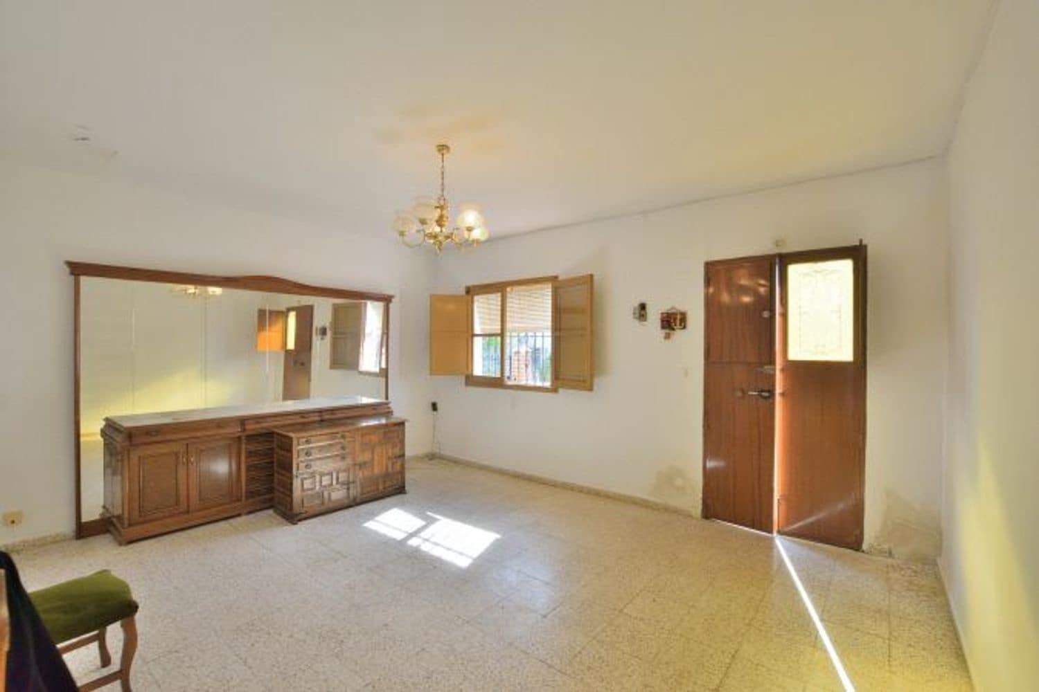 3 makuuhuone Omakotitalo myytävänä paikassa Ronda mukana 
autotalli - 180 000 € (Ref: 8564341)