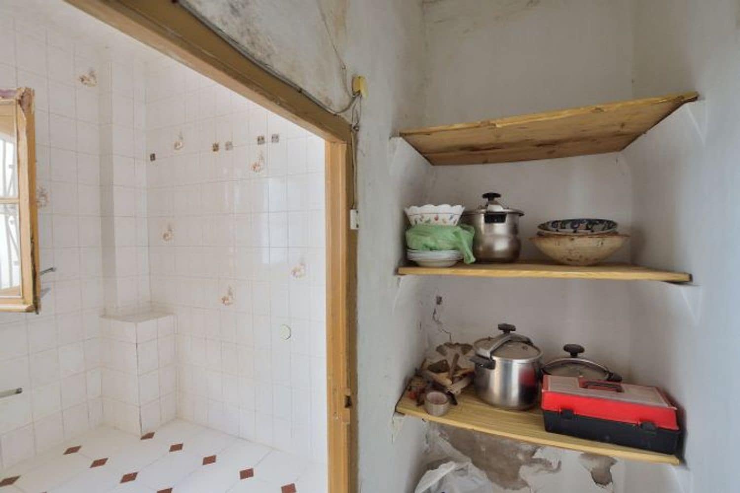 3 makuuhuone Omakotitalo myytävänä paikassa Ronda mukana 
autotalli - 180 000 € (Ref: 8564341)