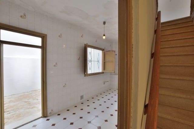 Casa de 3 habitaciones en Ronda en venta con garaje - 180.000 € (Ref: 8564341)