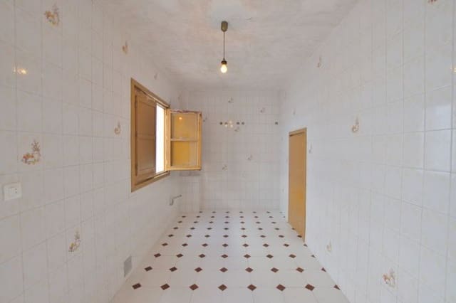 Casa de 3 habitaciones en Ronda en venta con garaje - 180.000 € (Ref: 8564341)