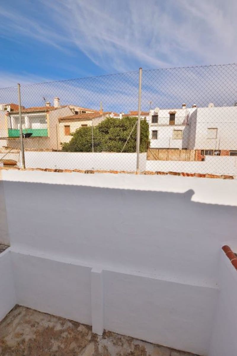 3 makuuhuone Omakotitalo myytävänä paikassa Ronda mukana 
autotalli - 180 000 € (Ref: 8564341)