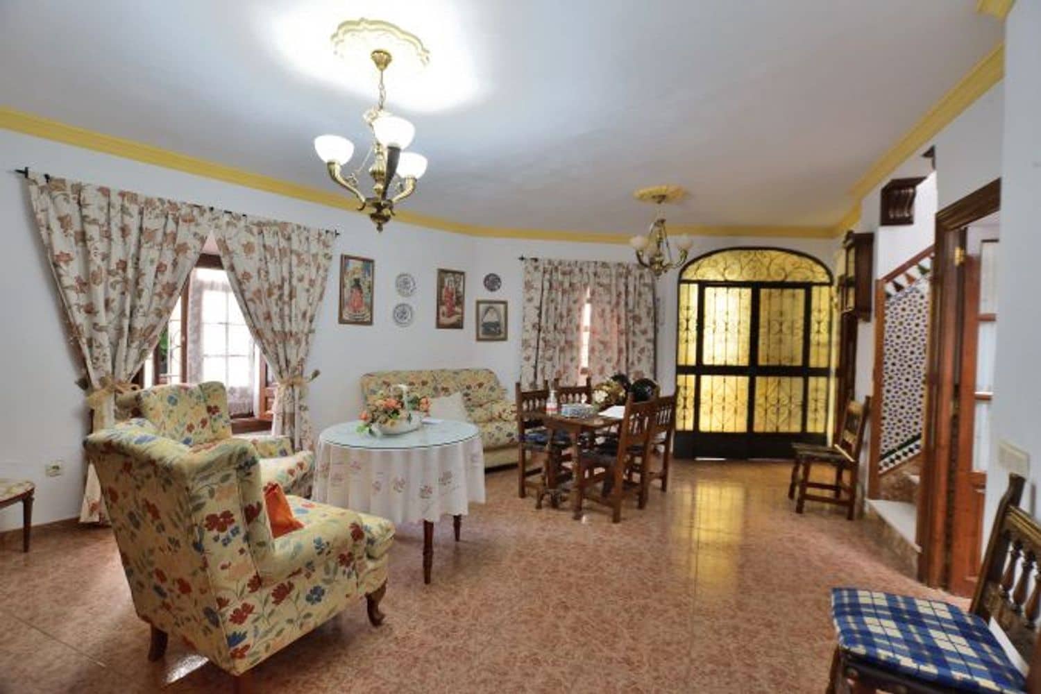 3 bedroom Townhouse for sale in Ronda with garage - € 295,000 (Ref: 8661844)