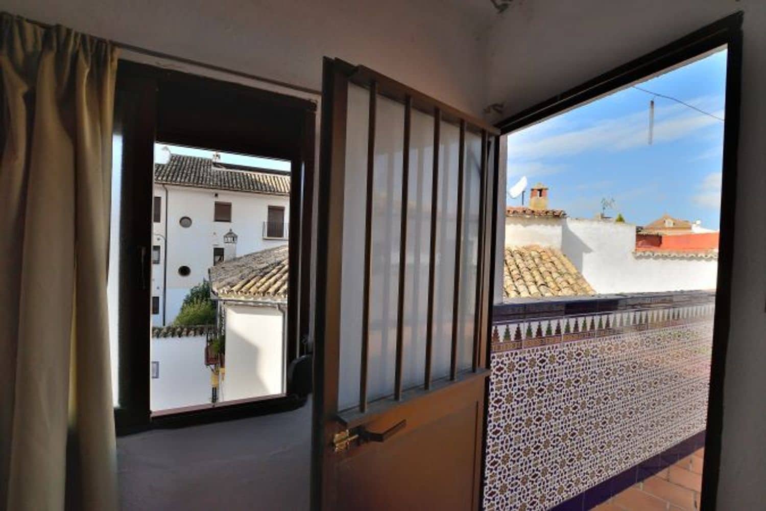3 bedroom Townhouse for sale in Ronda with garage - € 295,000 (Ref: 8661844)