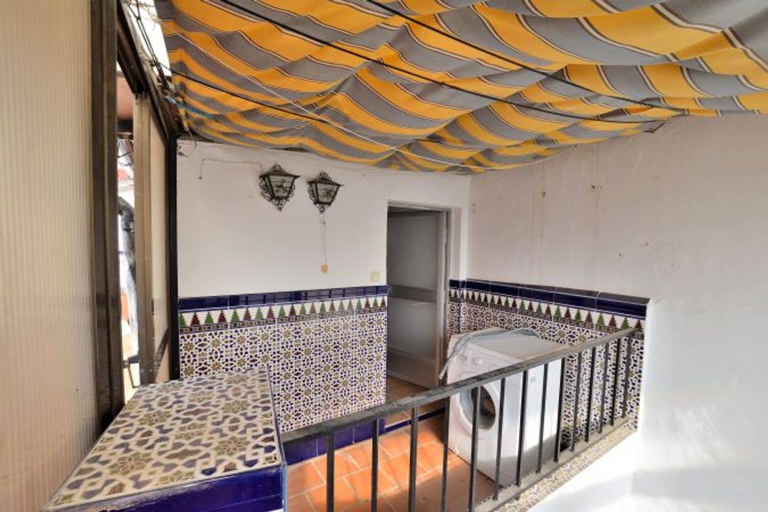 3 bedroom Townhouse for sale in Ronda with garage - € 295,000 (Ref: 8661844)