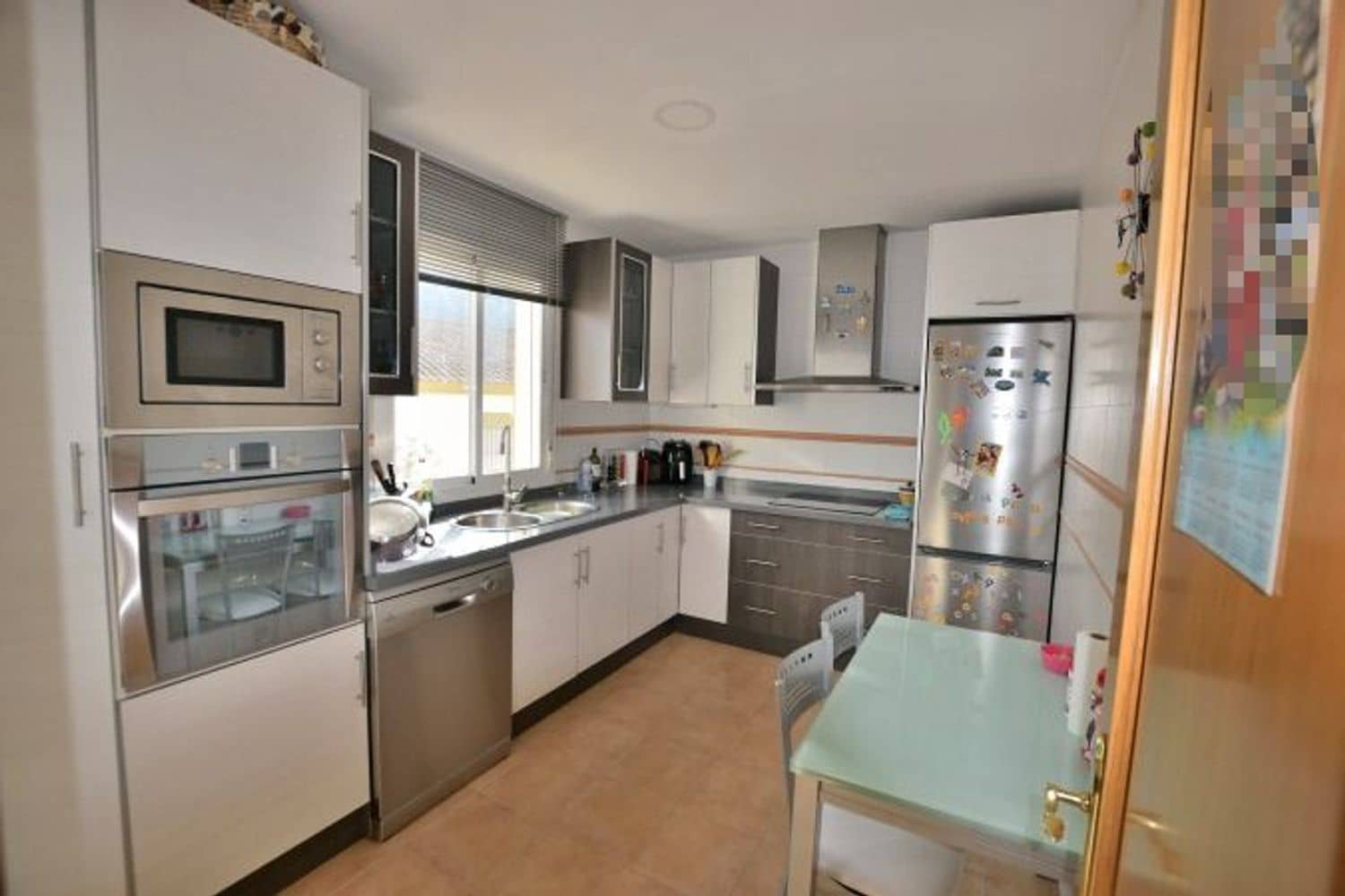 3 soveværelse Byhus til salg i Benaojan med swimmingpool garage - € 189.500 (Ref: 8703495)