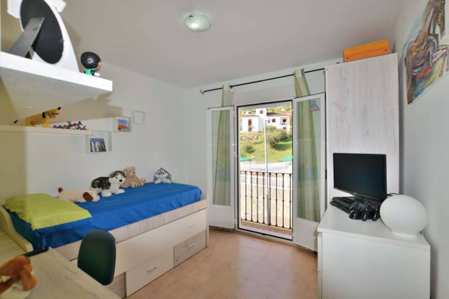 3 soveværelse Byhus til salg i Benaojan med swimmingpool garage - € 189.500 (Ref: 8703495)