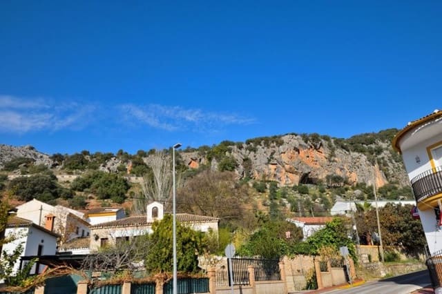 3 soveværelse Byhus til salg i Benaoján med swimmingpool garage - € 189.500 (Ref: 8703495)