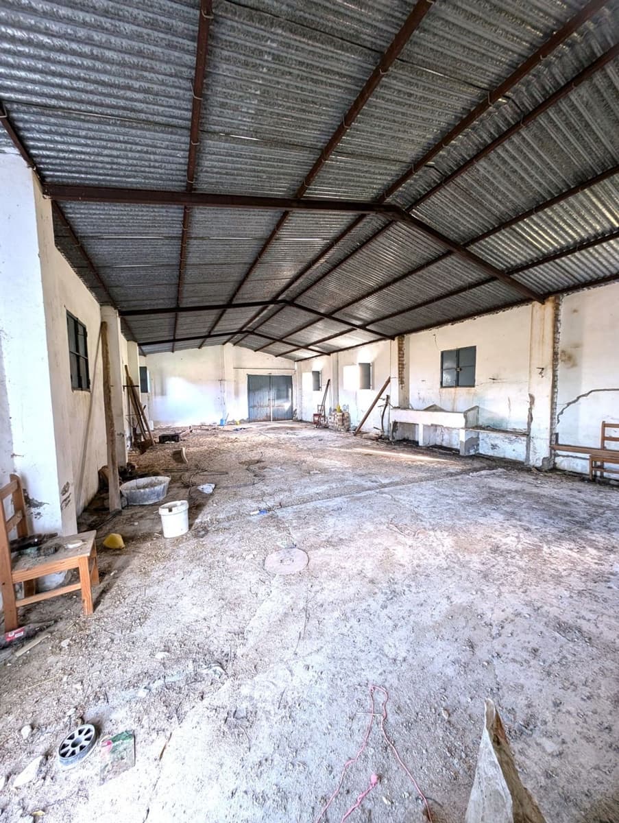 Grunde uden byggetilladelser til salg i Olvera - € 50.000 (Ref: 8755195)