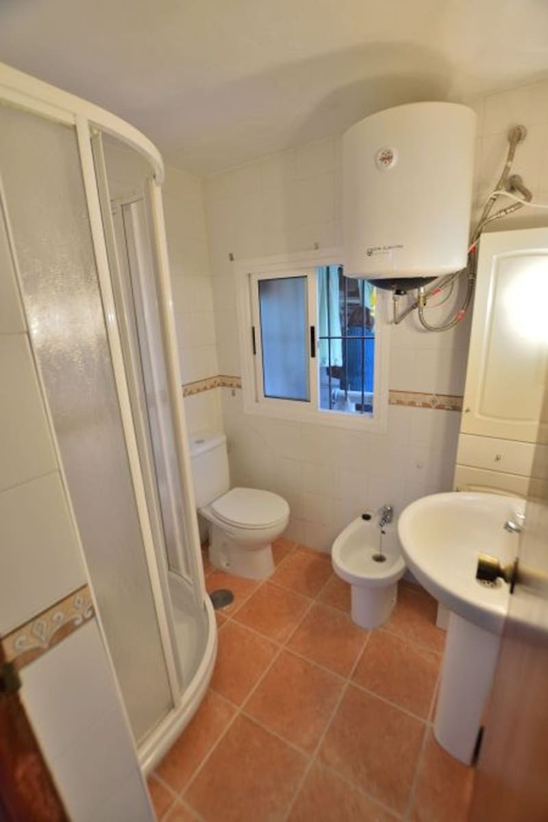 4 bedroom Townhouse for sale in Ronda with garage - € 189,900 (Ref: 8788994)