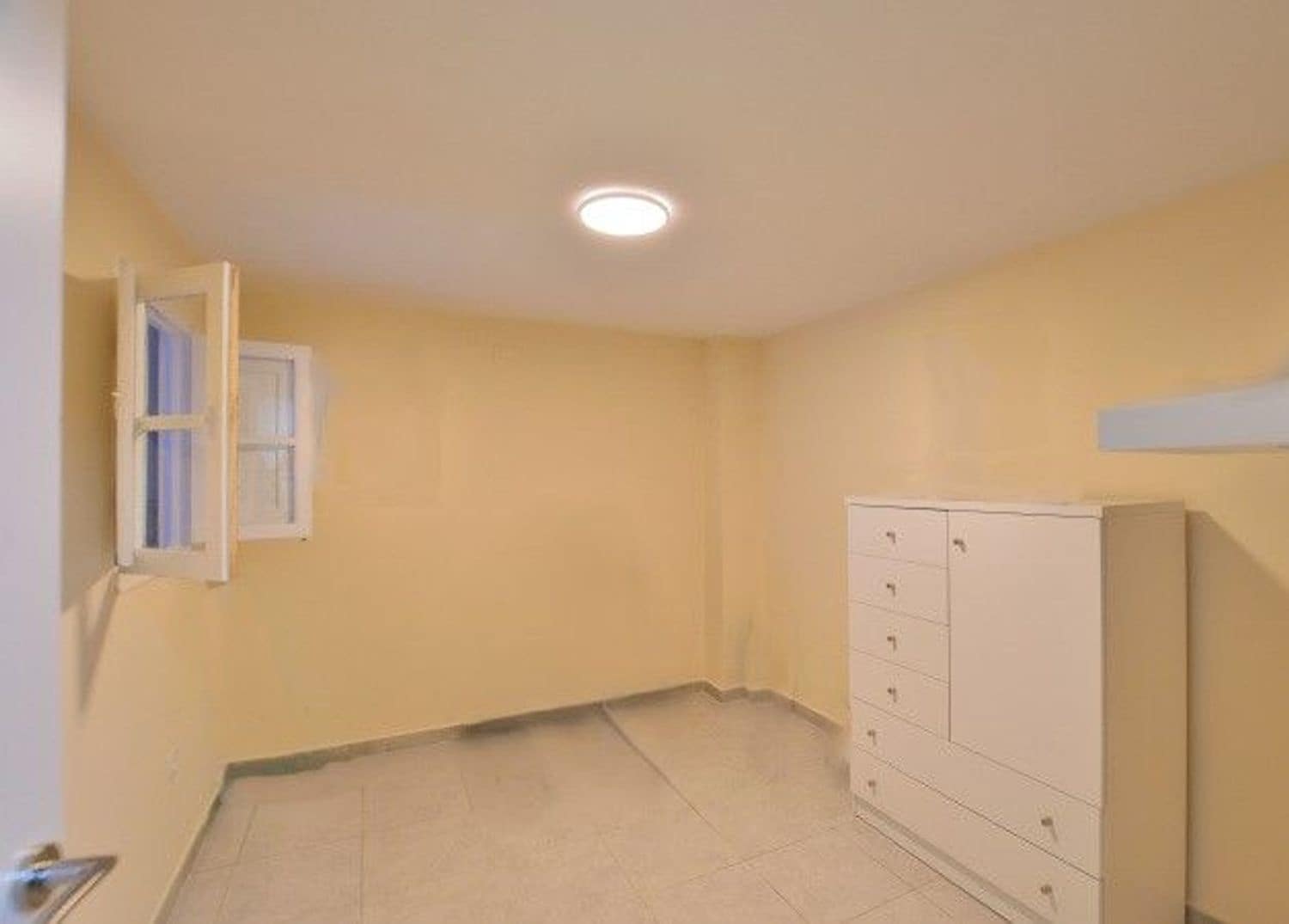 4 bedroom Townhouse for sale in Ronda with garage - € 189,900 (Ref: 8788994)