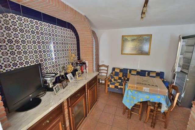 1 bedroom Apartment for rent in Faraján with garage - € 390 (Ref: 8854407)