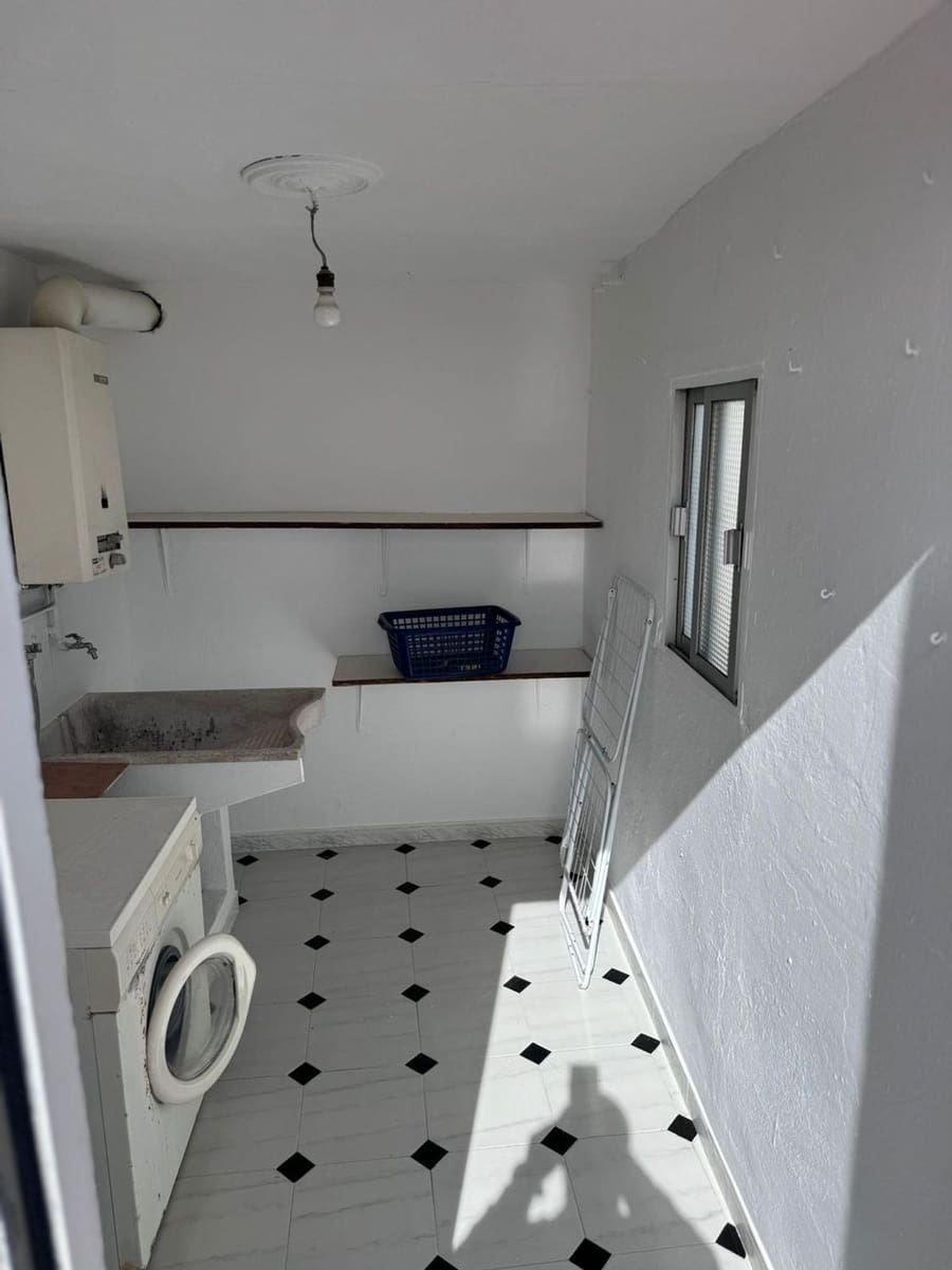 3 soverom Hus til salgs i Olvera - € 85 000 (Ref: 8910799)