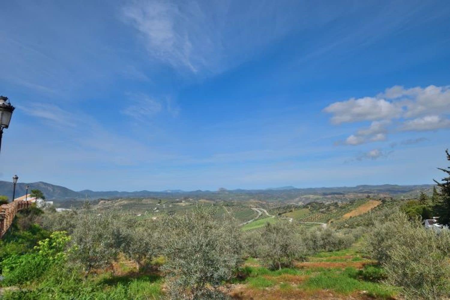 Erhverv til salg i Olvera - € 120.000 (Ref: 8910801)