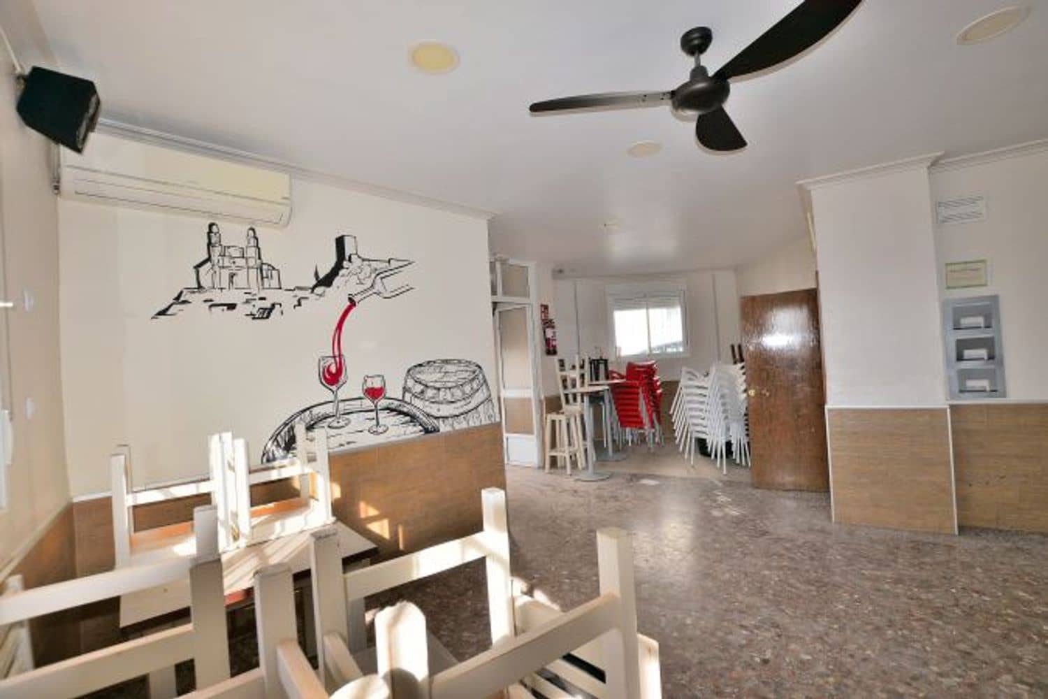 Erhverv til salg i Olvera - € 120.000 (Ref: 8910801)