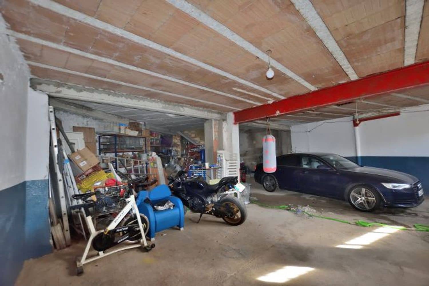 Erhverv til salg i Olvera - € 120.000 (Ref: 8910801)