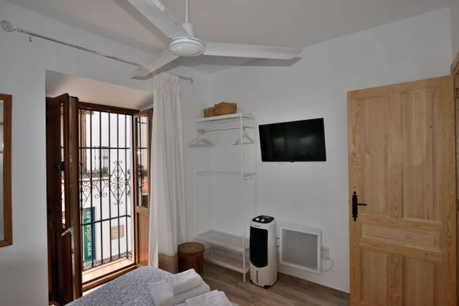 5 soverom Hus til salgs i Montejaque med garasje - € 159 000 (Ref: 8982013)